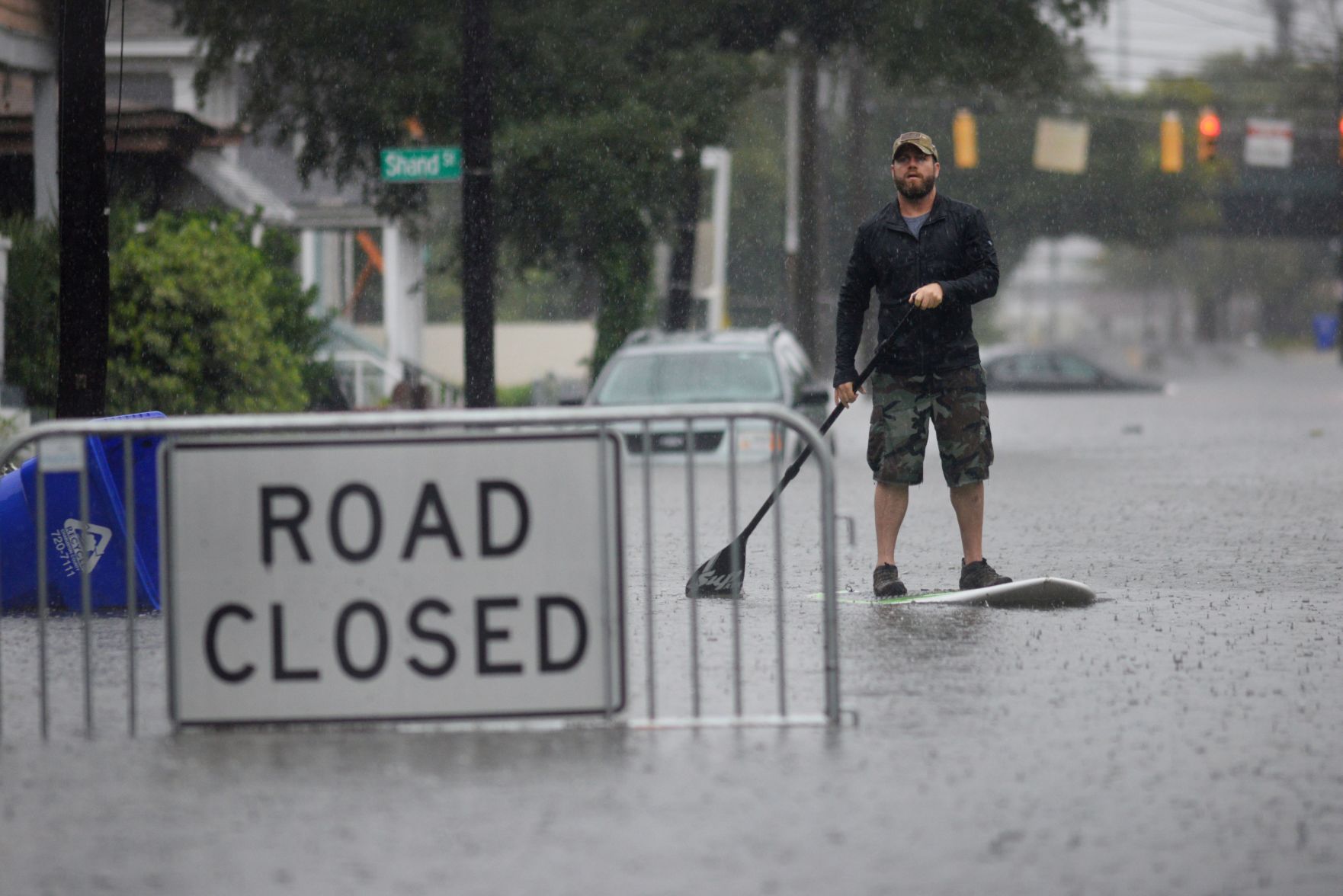 642899 Flood paddleboard (copy)